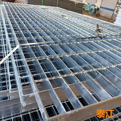 檢修平臺(tái)格柵板安裝 檢修平臺(tái)格柵板生產(chǎn)廠家 檢修平臺(tái)格柵板安裝 檢修平臺(tái)格柵板生產(chǎn)廠家