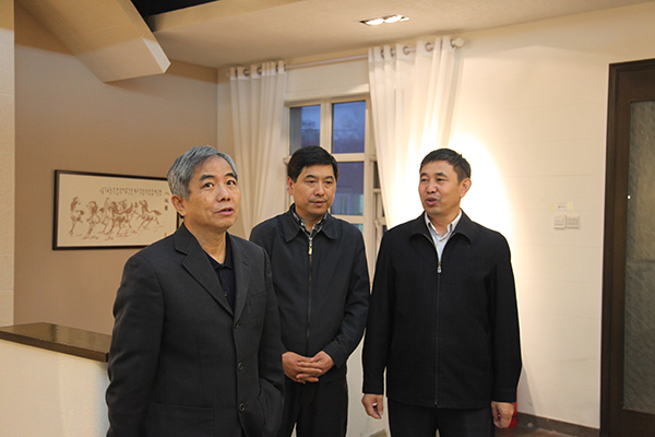 中國工程院院士孟建民蒞臨泰斯特參觀指導(dǎo)工作